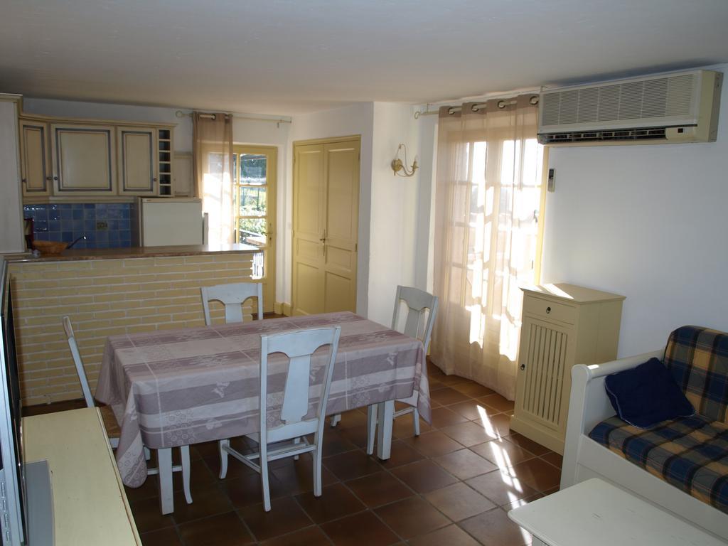Aparthotel Les Lauriers Roses Le Le Rayol-Canadel-sur-Mer Exteriér fotografie