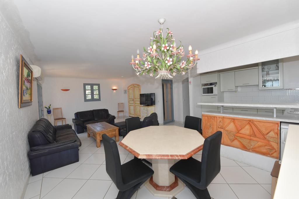 Aparthotel Les Lauriers Roses Le Le Rayol-Canadel-sur-Mer Exteriér fotografie