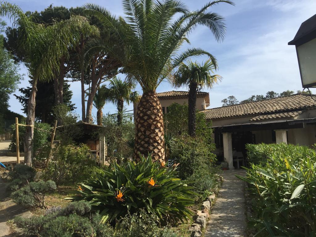 Aparthotel Les Lauriers Roses Le Le Rayol-Canadel-sur-Mer Exteriér fotografie