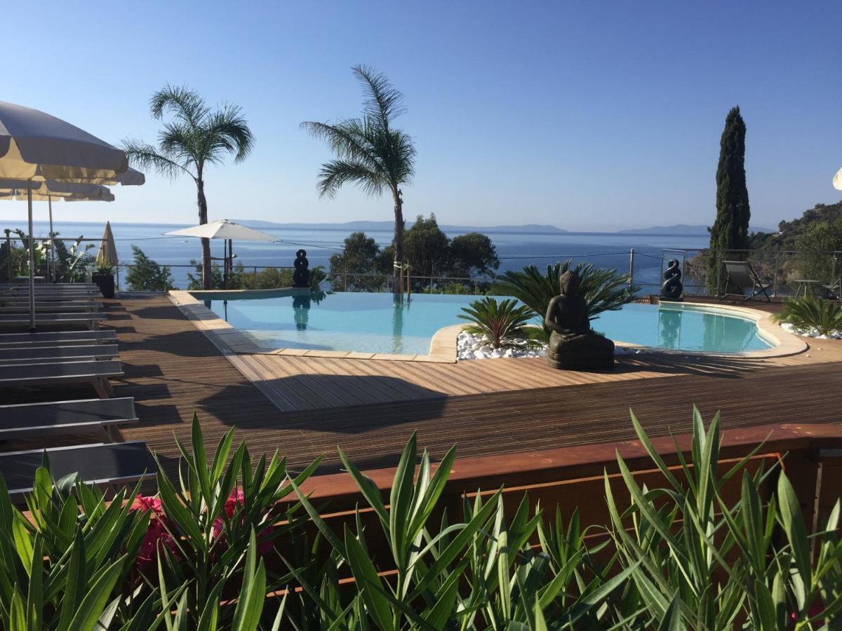 Aparthotel Les Lauriers Roses Le Le Rayol-Canadel-sur-Mer Exteriér fotografie